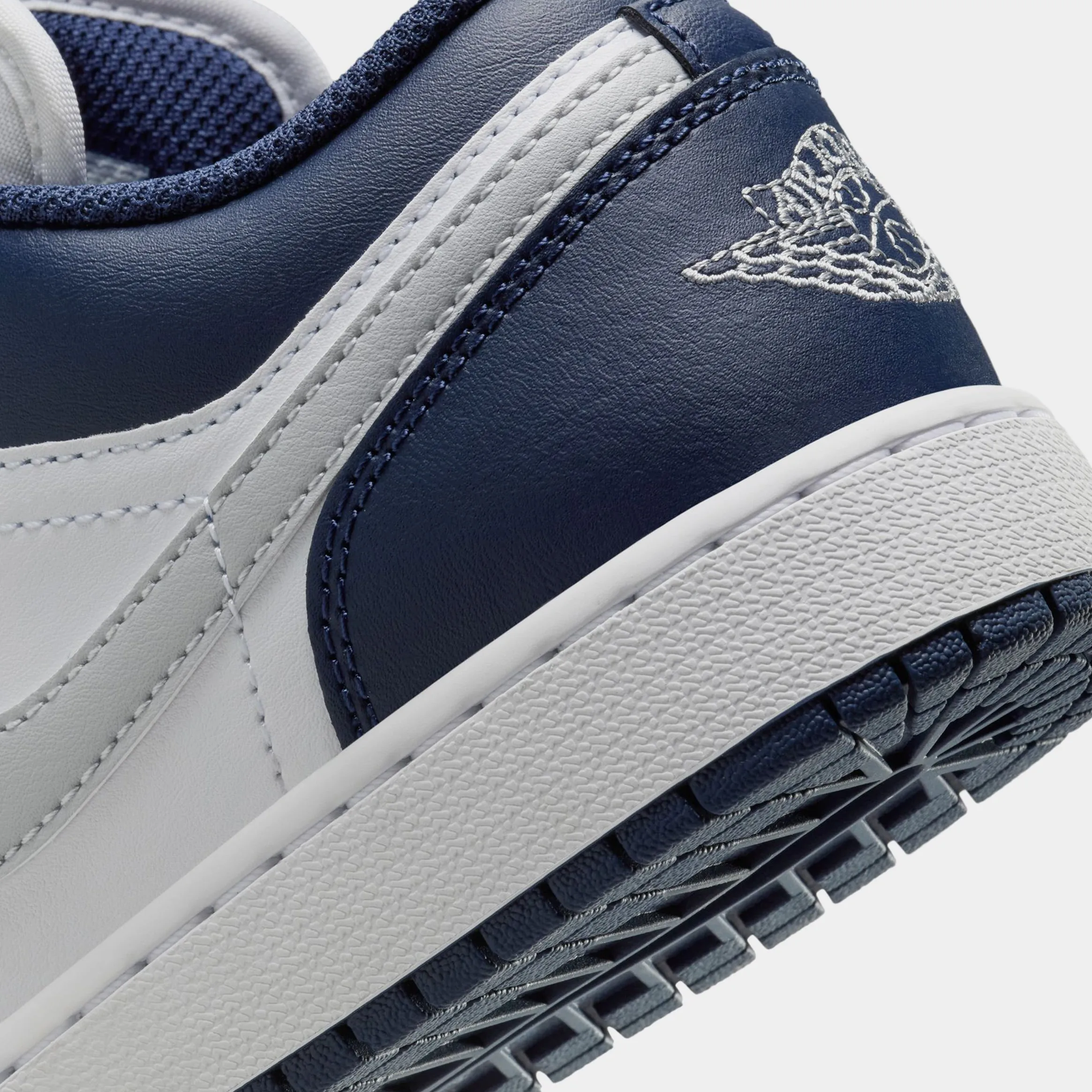 Air Jordan 1 Low Grade School Lifestyle Shoes (White/Midnight Navy/Wolf Grey)