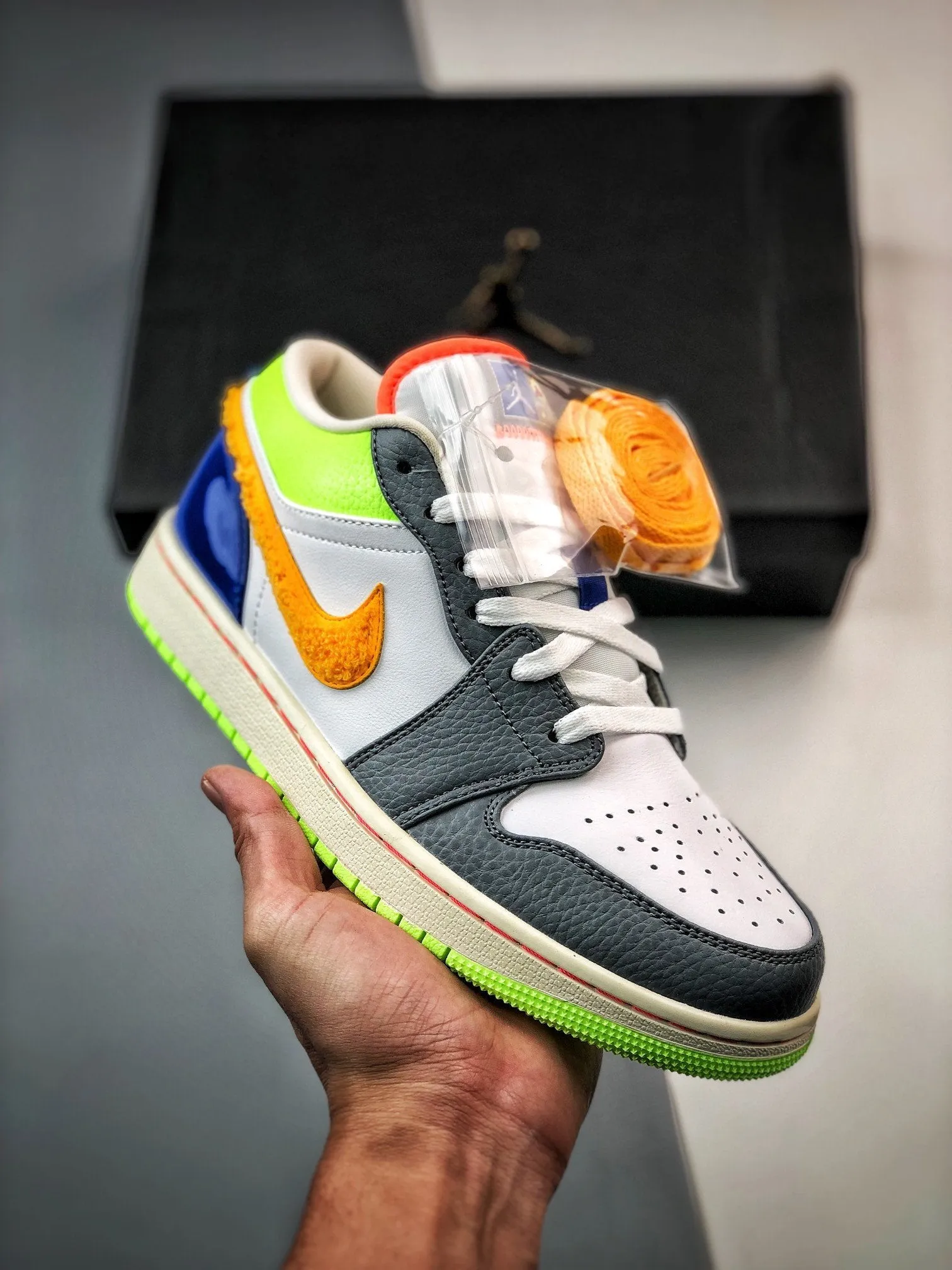 Air Jordan 1 Low ‘Hoops’ White/Coconut Milk-Shadow Green-Laser Orange