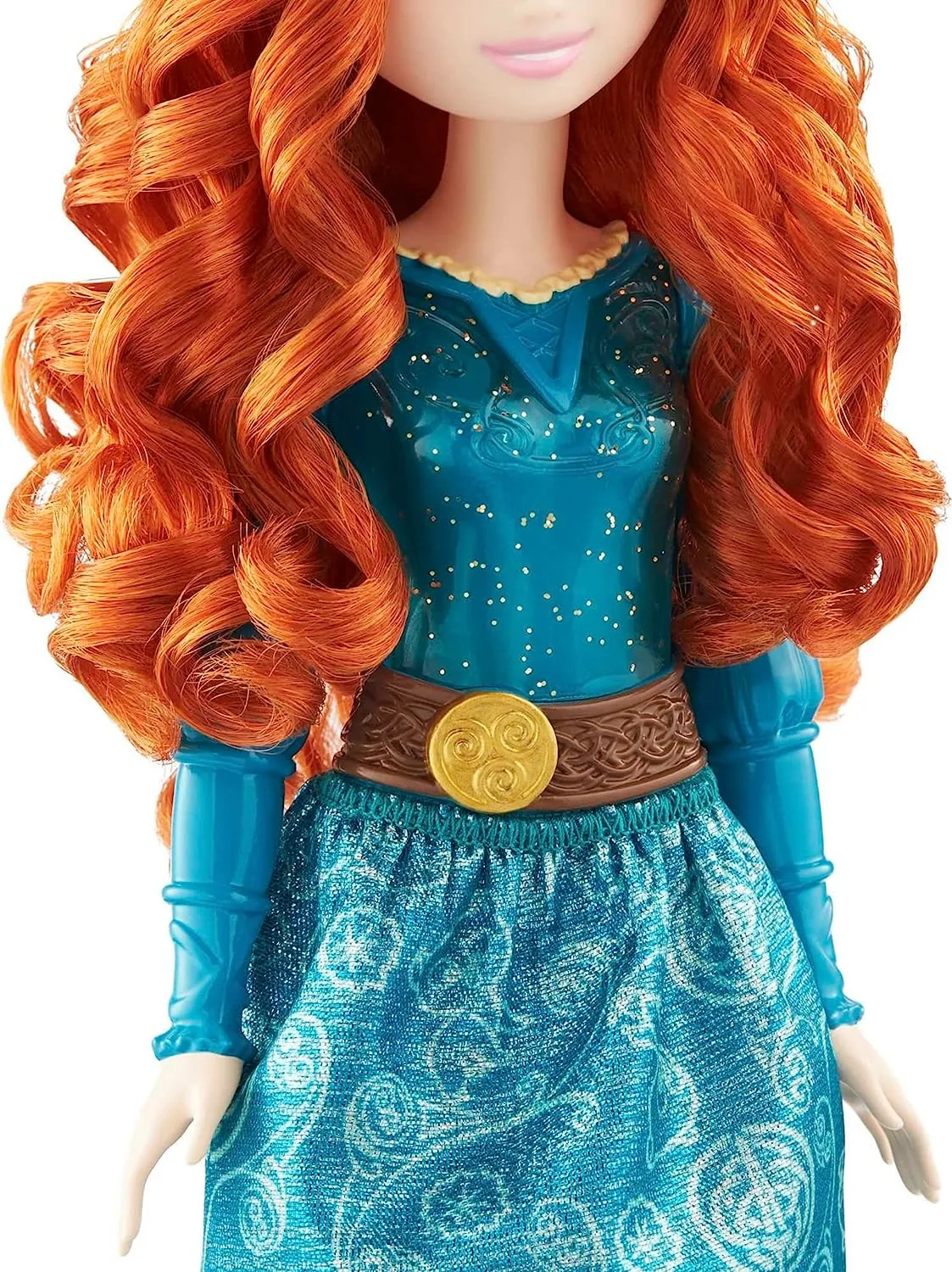 Disney Princess Merida Posable Fashion Doll with Sparkling Clothing and Accessories for Kids Ages 3 