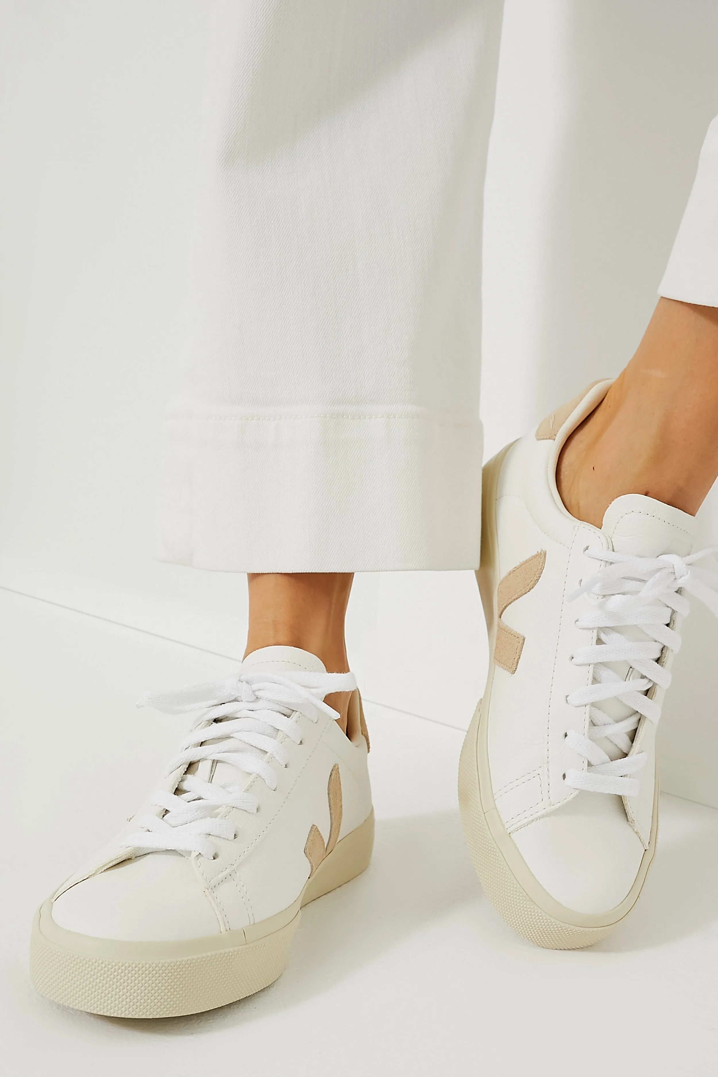 Extra White Almond Campo Sneakers