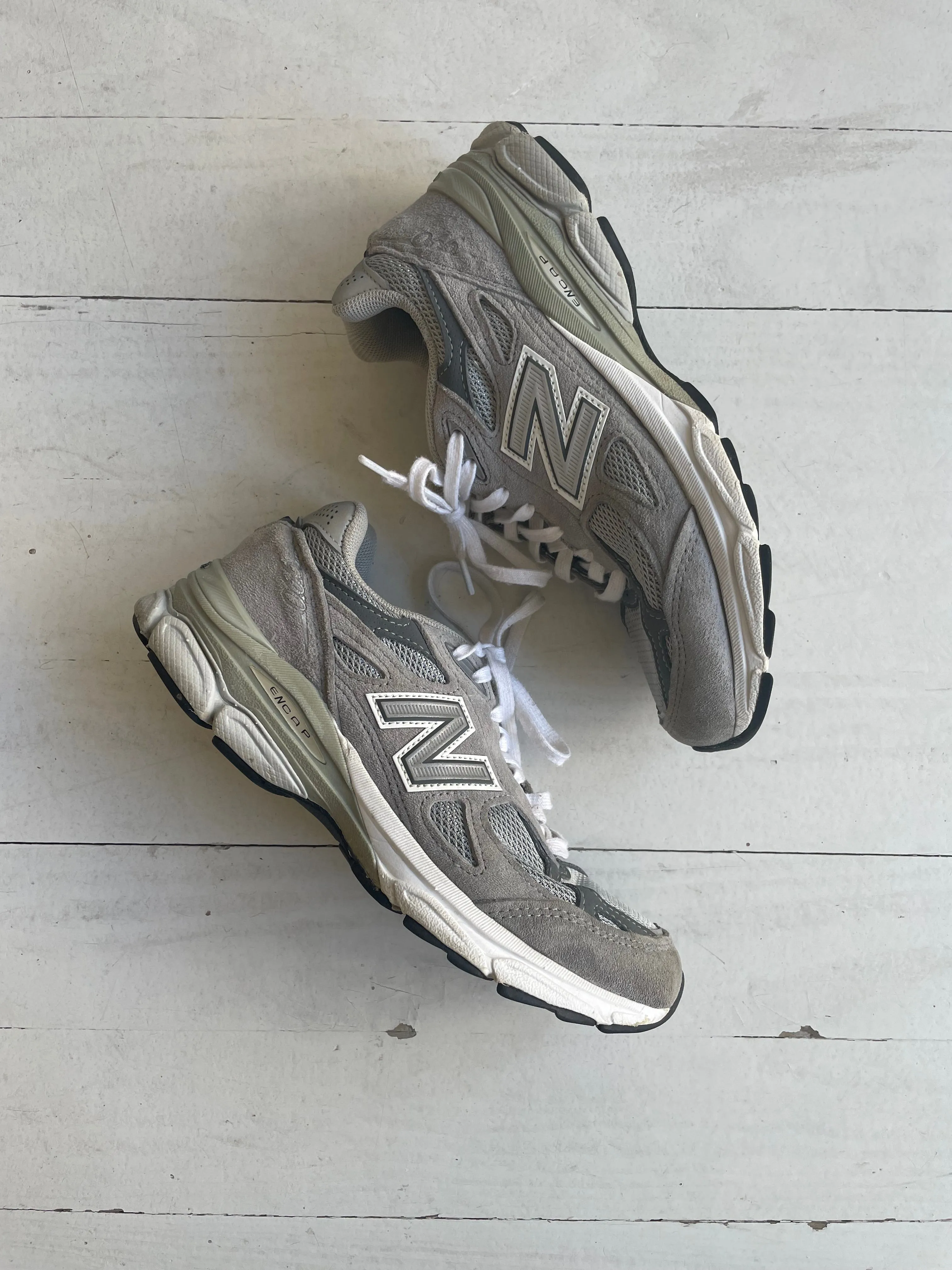 New Balance 990v3 Shoes