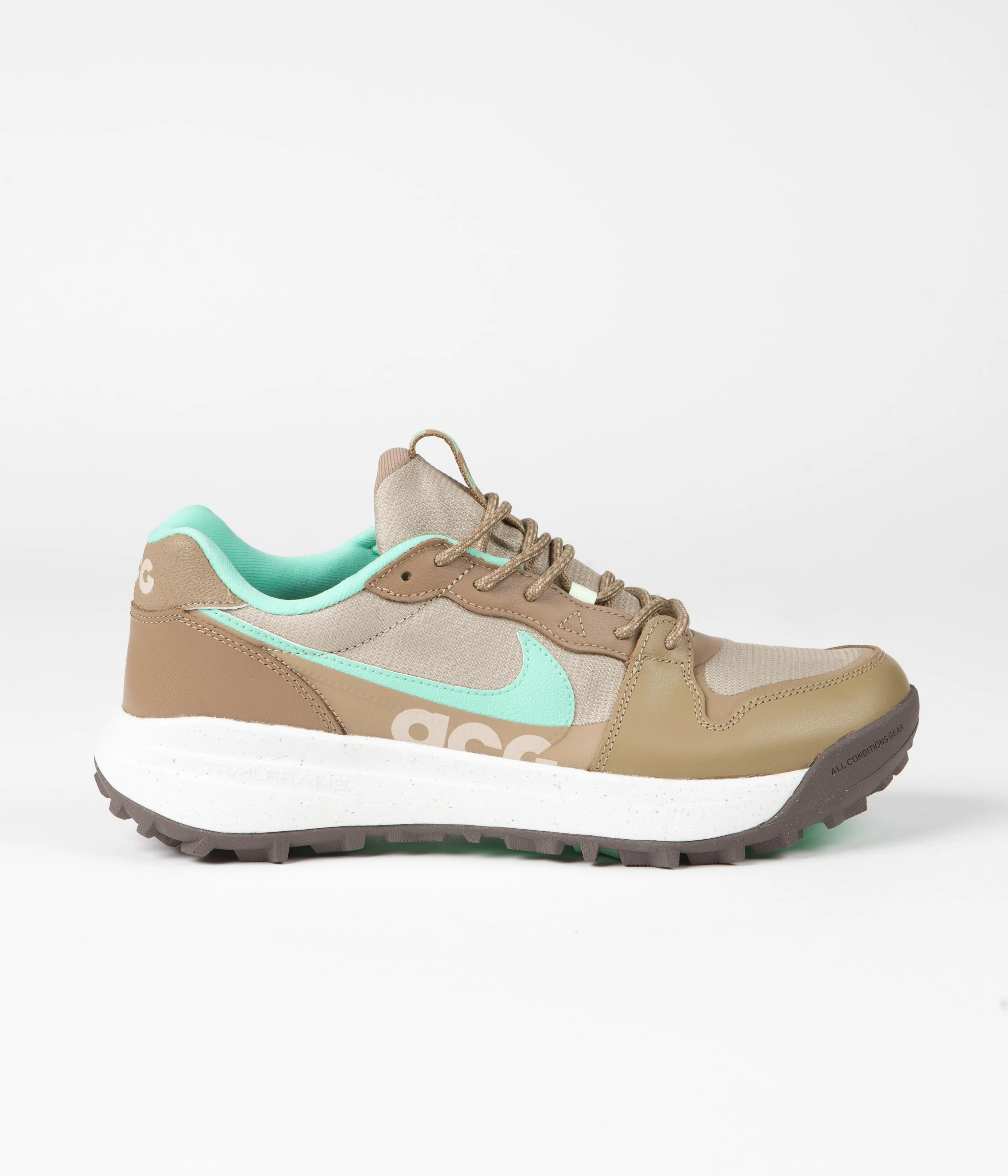 Nike ACG Lowcate Shoes - Limestone / Green Glow - Dark Driftwood - Sail