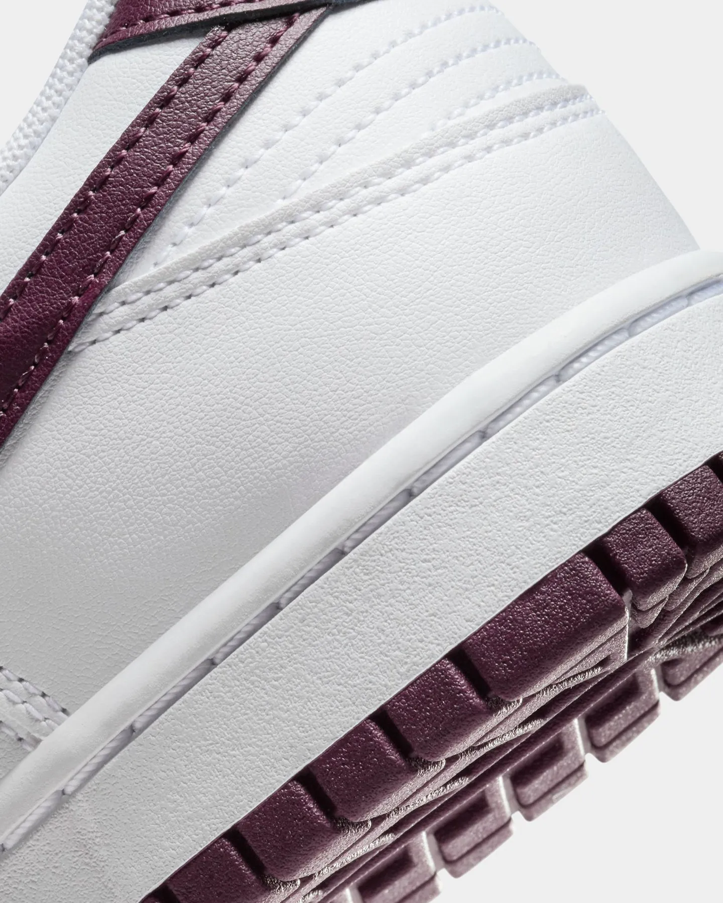 Nike Dunk Low Retro "Night Maroon" White/Night Maroon