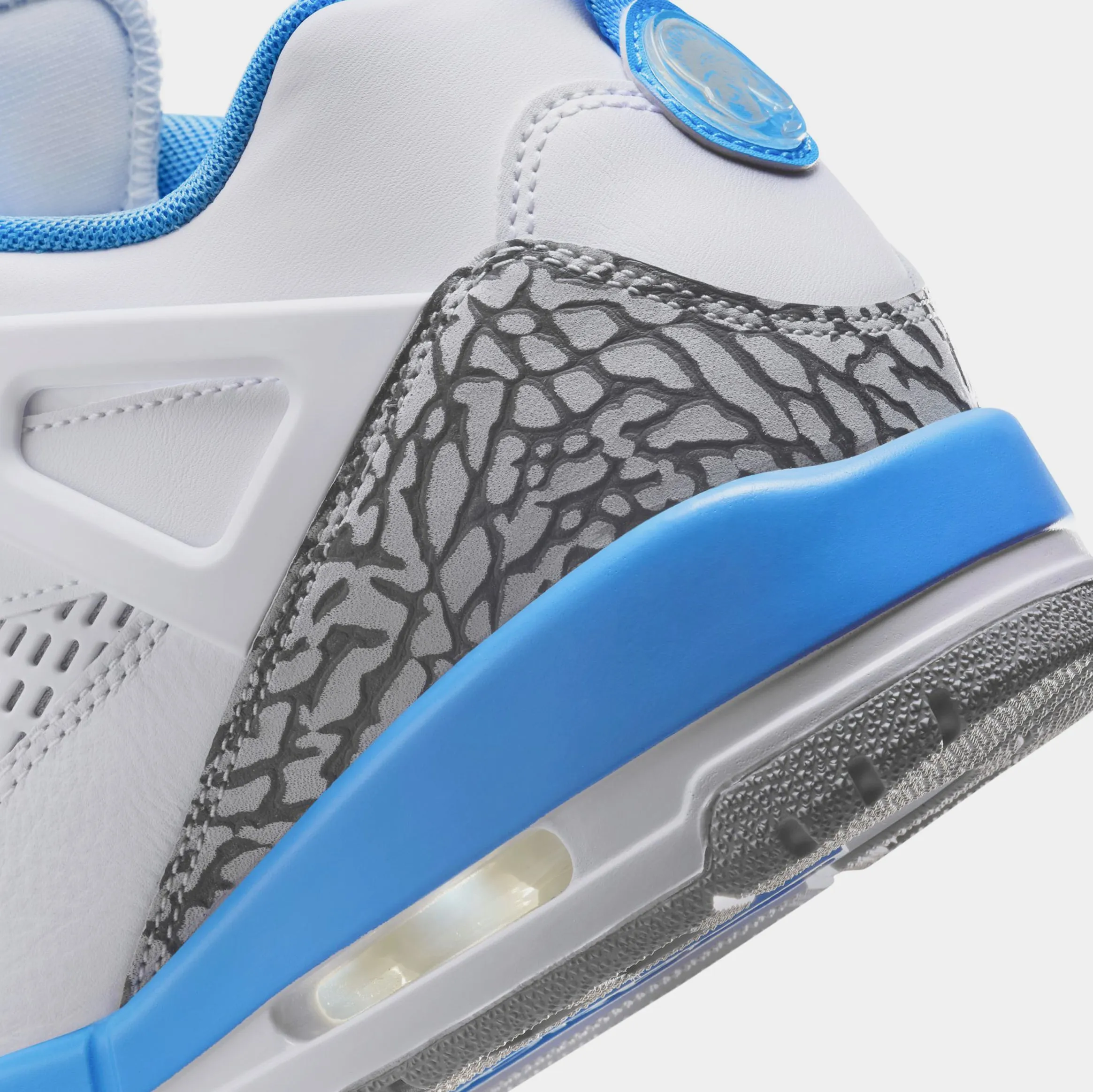 Spizike Low UNC Mens Basketball Shoes (White/Wolf Grey/Anthracite/University Blue)