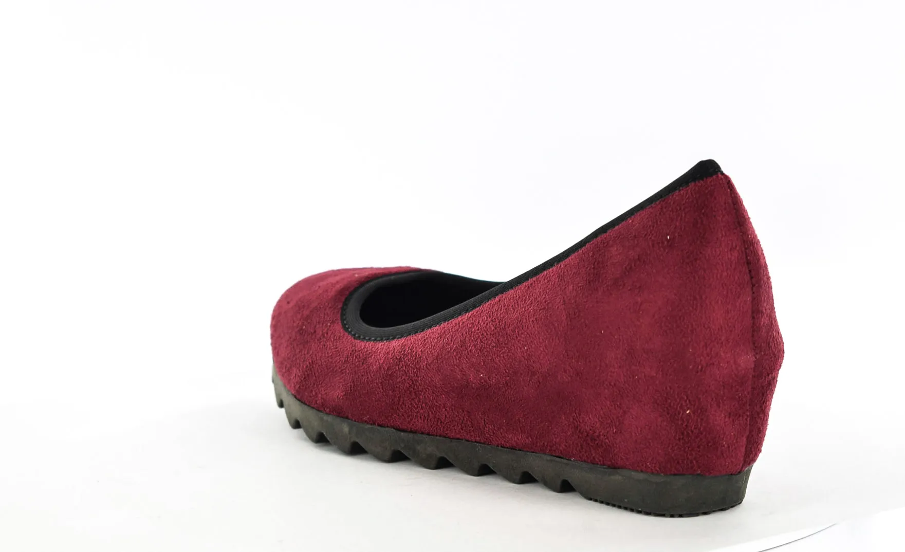 Women/Ladies Burgundy Faux Suede Wedge Pumps/Shoes